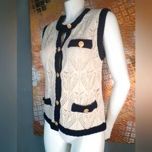 NWOT Zara Cream and Navy Cardigan Vest